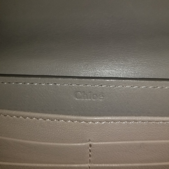 💞Neutral Chloe Long Wallet💞 - Picture 5 of 12